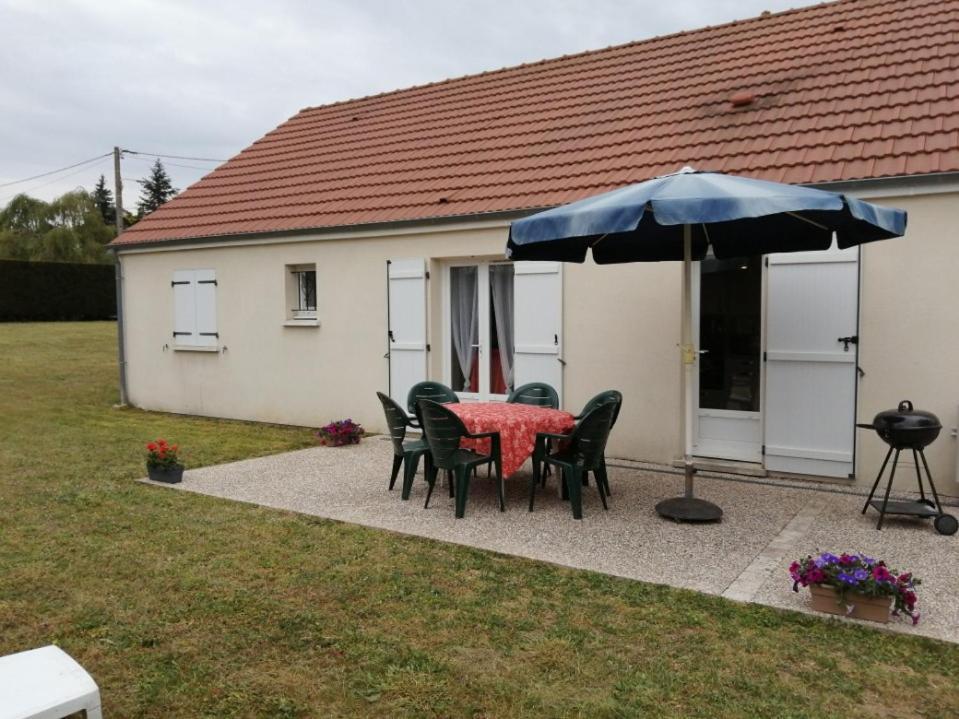 Maison Independante Lailly-en-Val Exterior photo